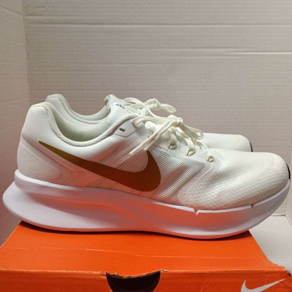 Nike Run Swift 3 Running Shoes Mens 12 Summit White Bronzine